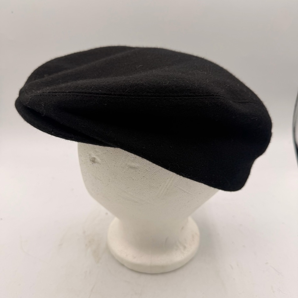 Ocean Pacific Black Beret Hat – Wool Blend